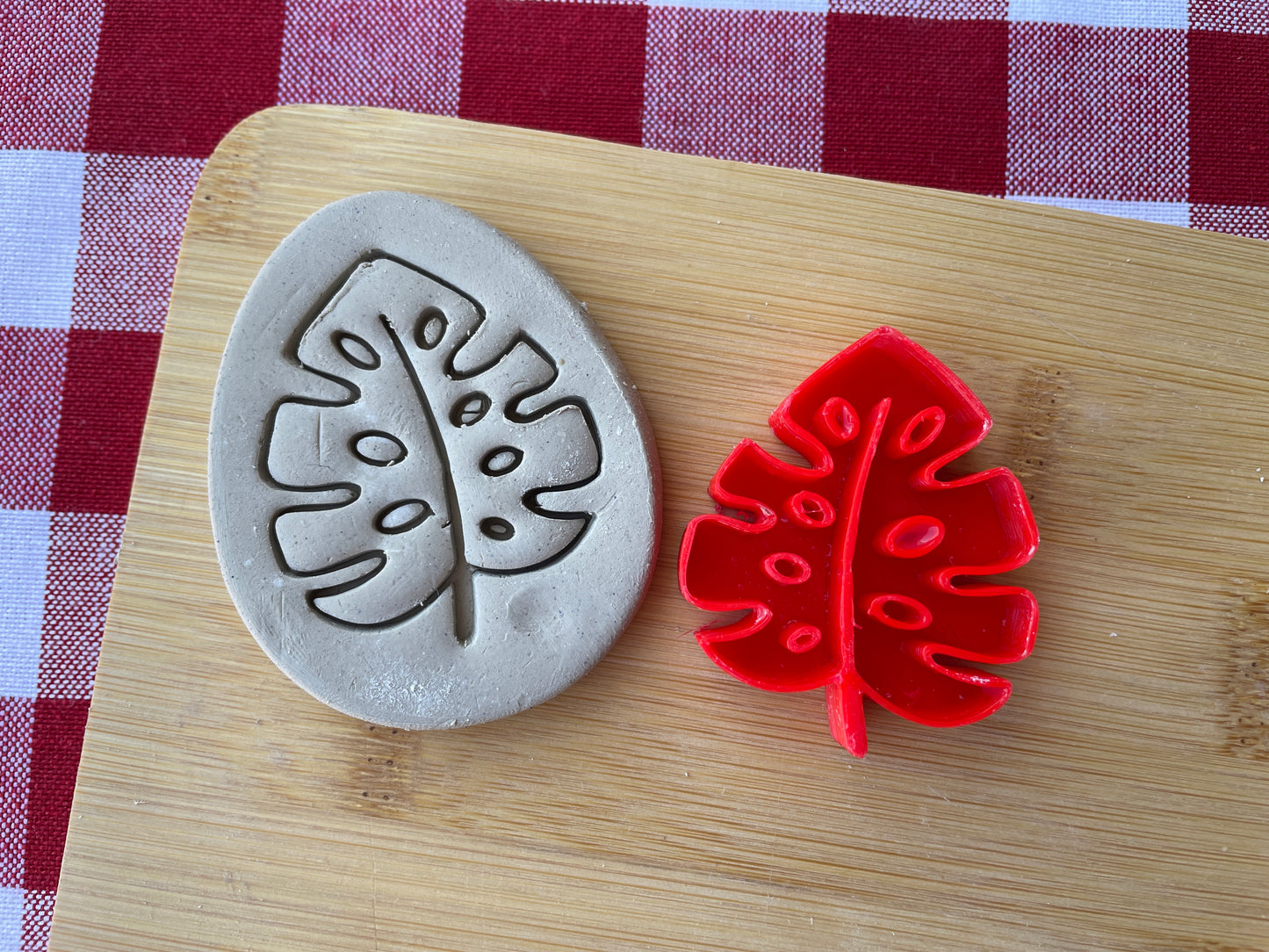 Monstera Leaf stamp, from the October 2024 Jungle Safari theme mystery box - multiple sizes available, 3D printed