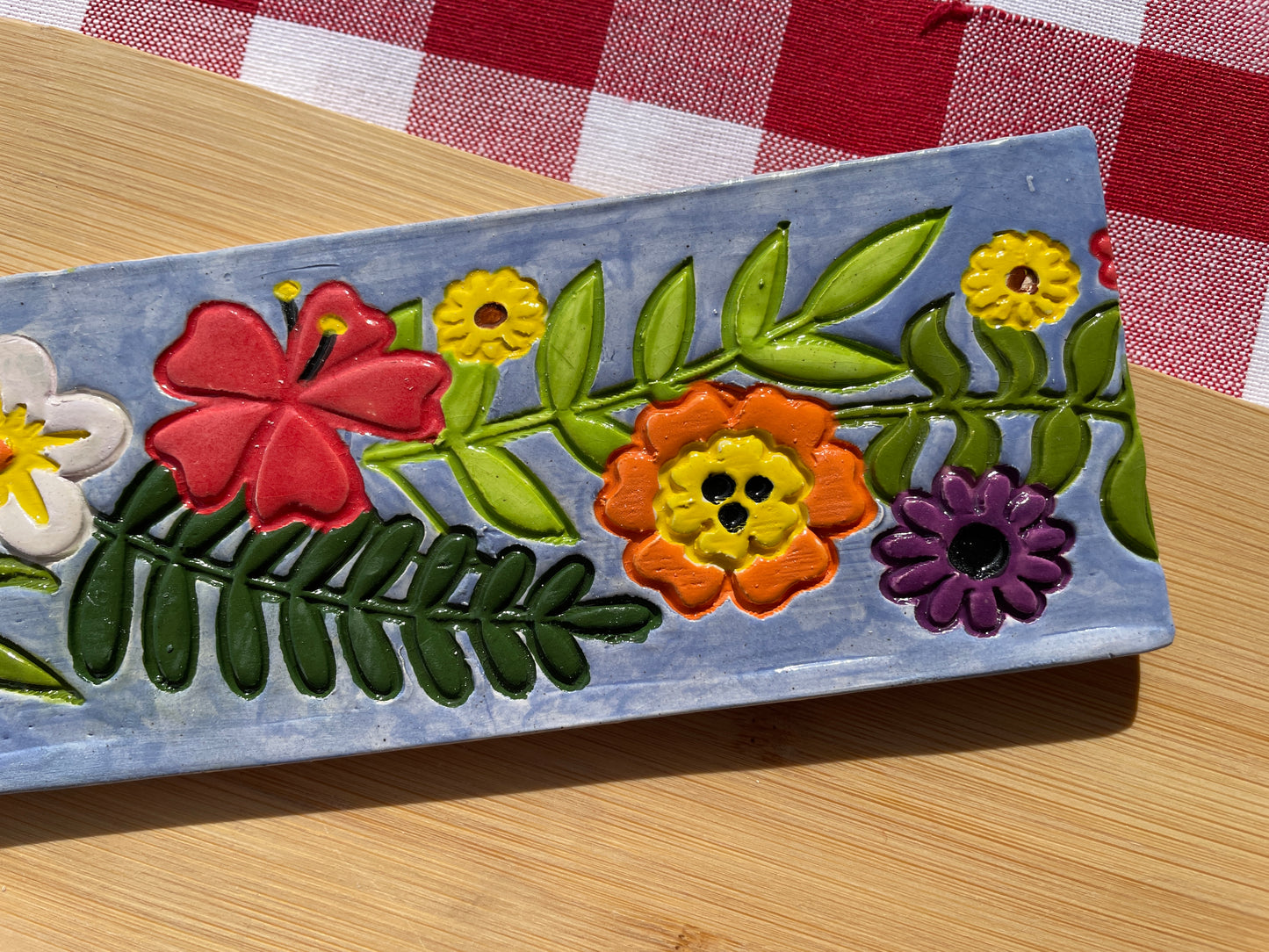 Jungle Vine Leaves and Flowers Texture Roller - from the October 2024 Jungle and Safari theme mystery box, repeating pattern