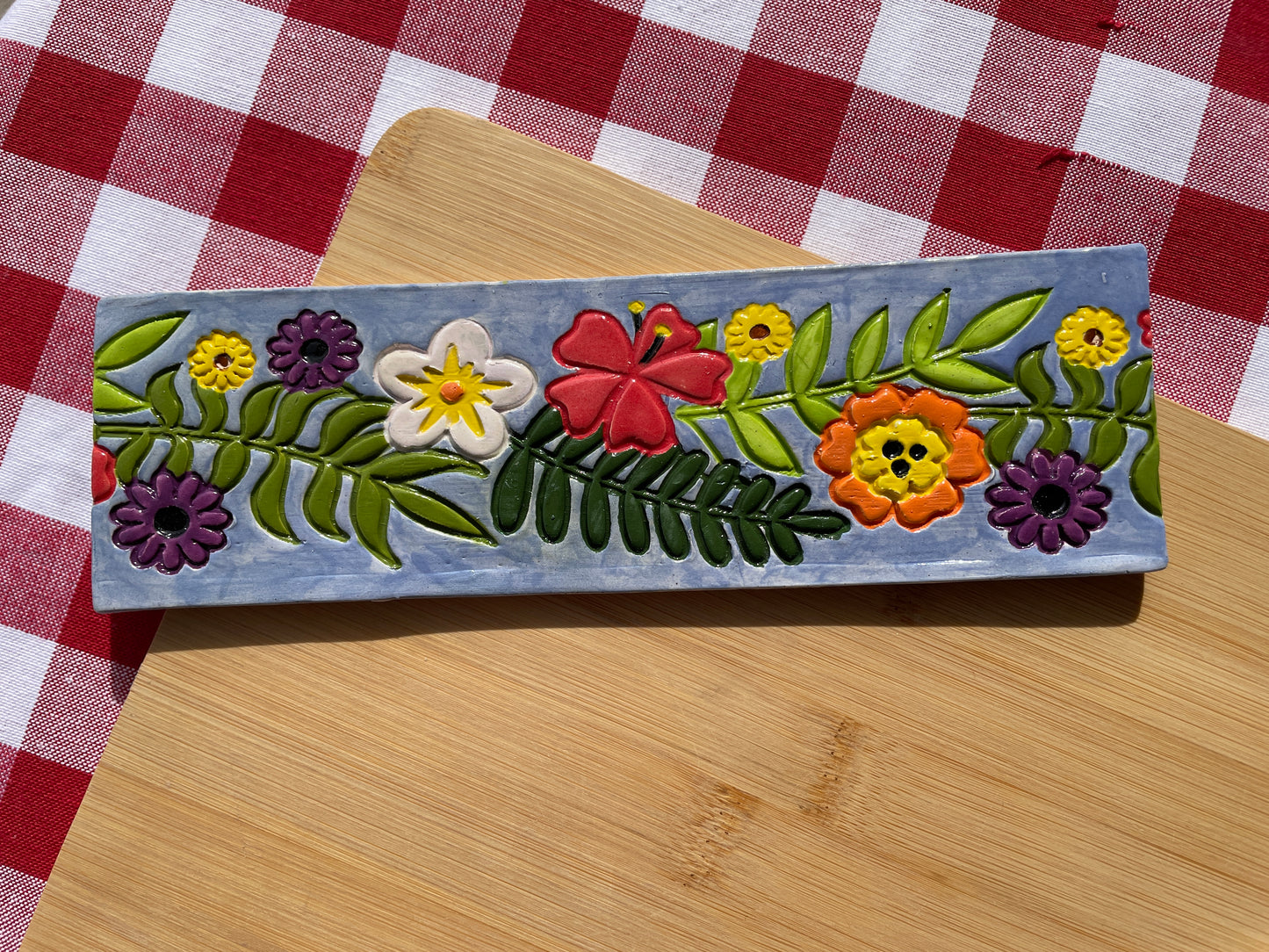 Jungle Vine Leaves and Flowers Texture Roller - from the October 2024 Jungle and Safari theme mystery box, repeating pattern