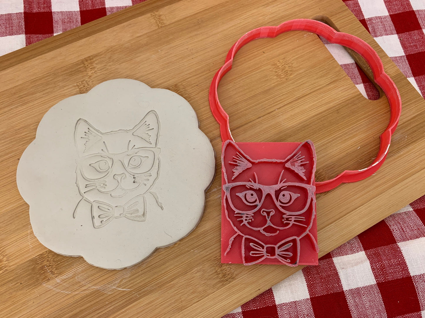 Cat Face w/ Bowtie and Glasses - plastic 3D printed, multiple sizes