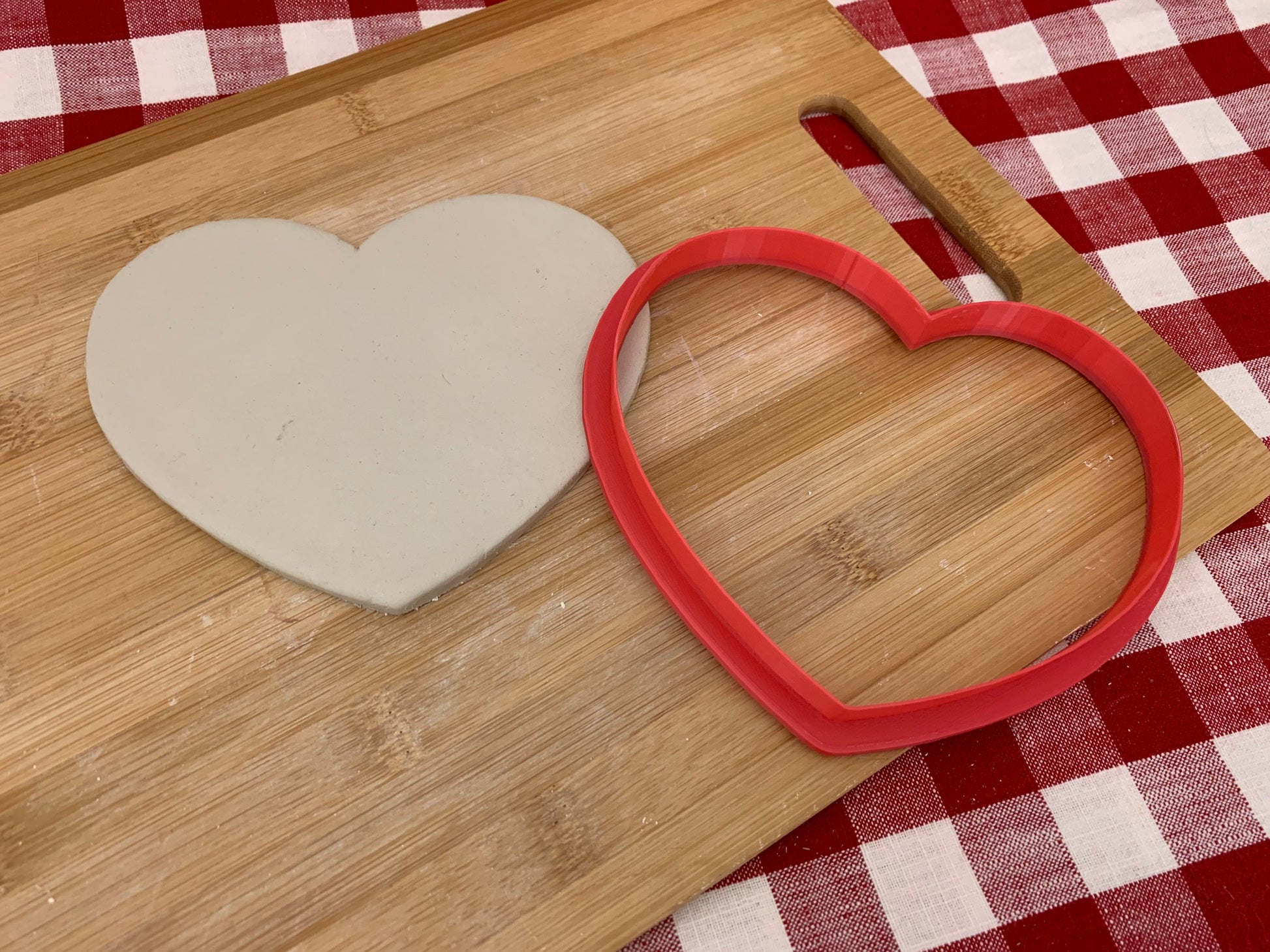 Plain Edge Heart Clay Cutter, made to match GR Pottery form