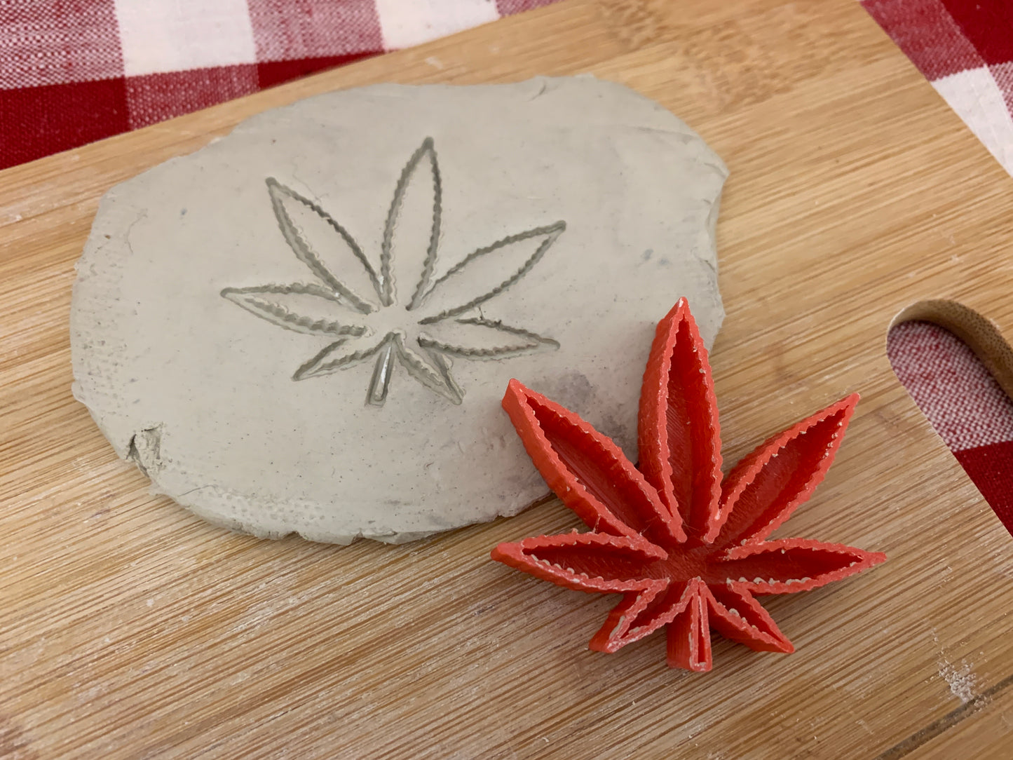 Pottery Stamp, Marijuana Leaf design, Leaves - multiple sizes