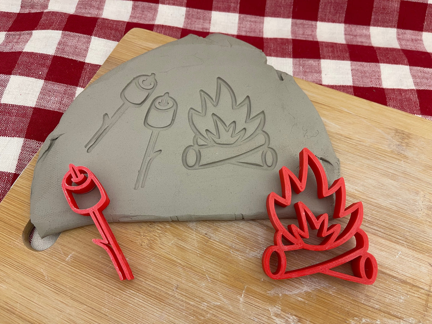 Camp Fire, Marshmallows pottery stamp, Camping doodle series - Pottery Tool, plastic 3d printed, multiple sizes available
