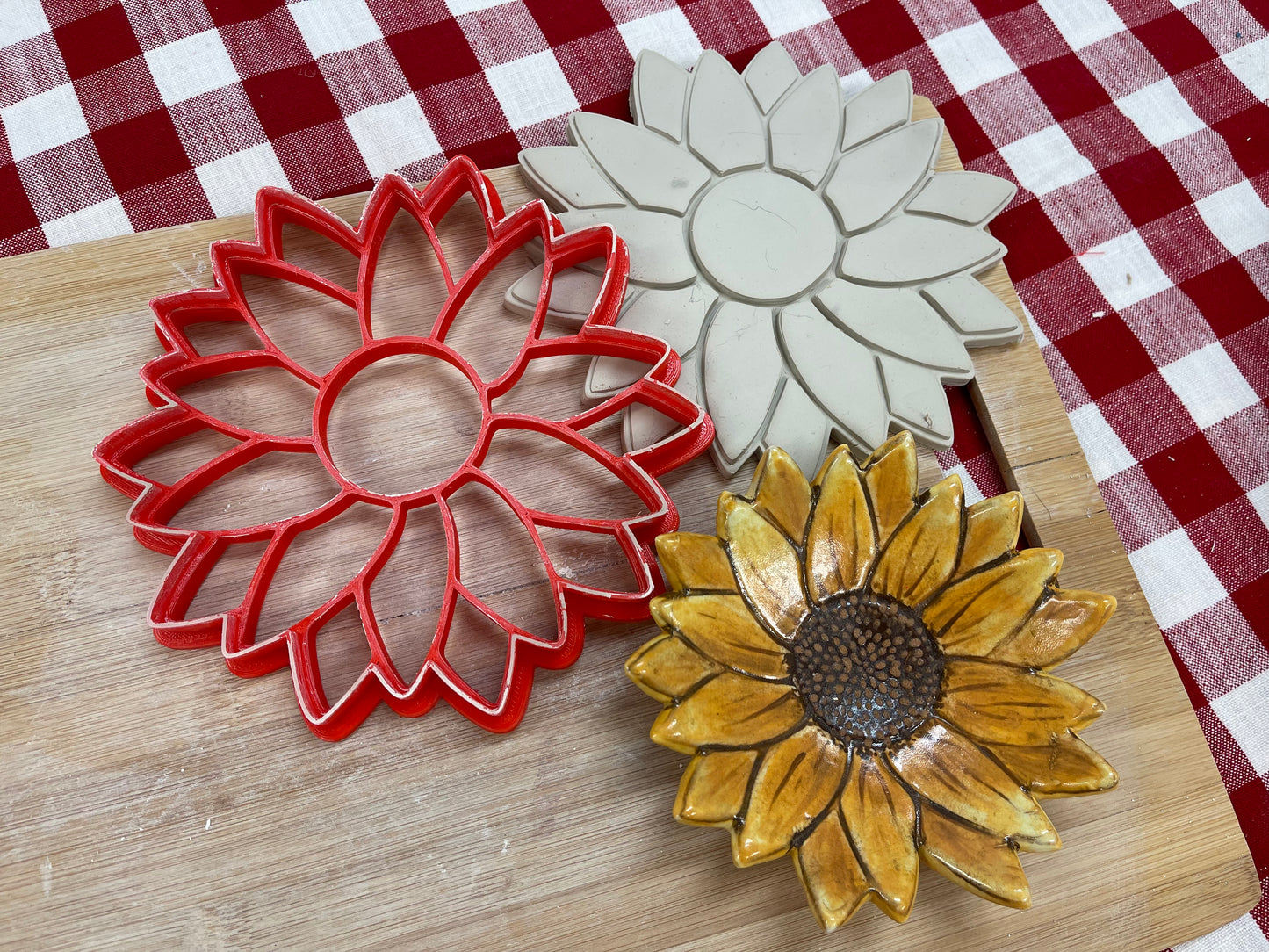 Sunflower Design Stamp & Clay Cutter (cut and imprint all in one) - multiple sizes