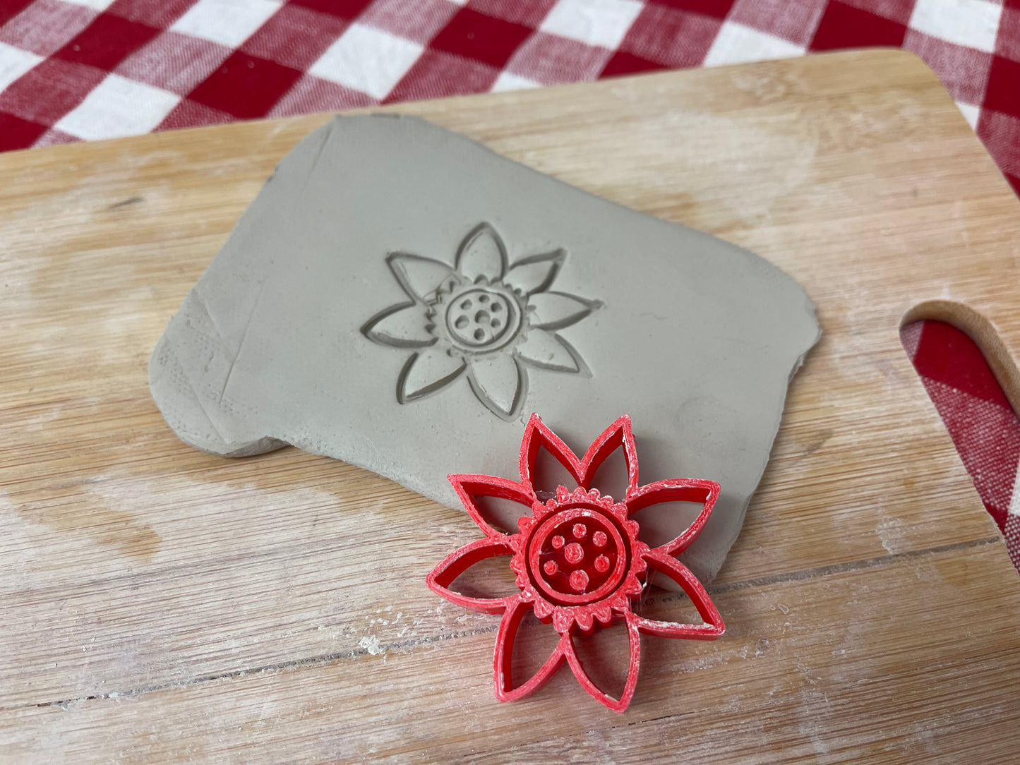February Sunflower Stamp w/ optional cutter, plastic 3D printed