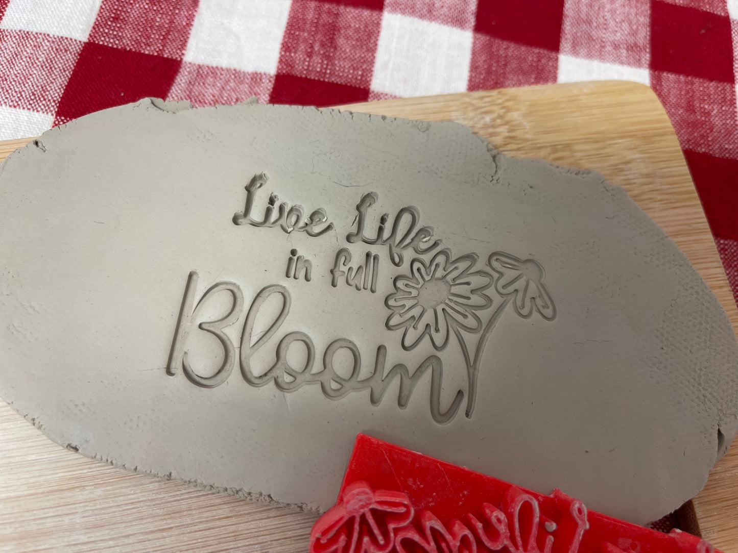 "Live Life in Full Bloom" words with flowers stamp - February 2023 mystery box, plastic 3D printed